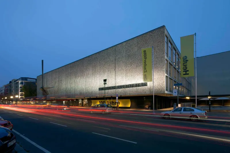 Gallery view of Deutsche Oper