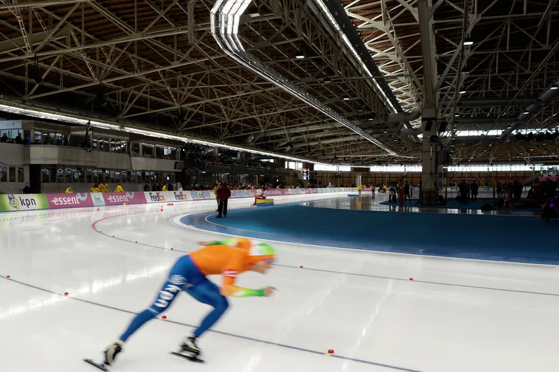 Gallery view of Eisschnellaufhalle